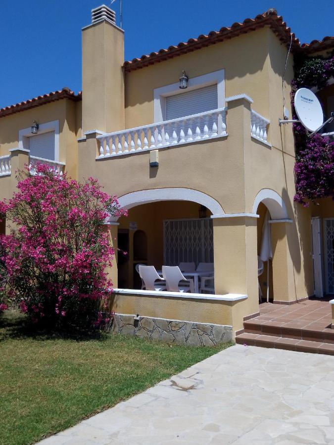 Cassa Jessi Villa Tarragona Bagian luar foto